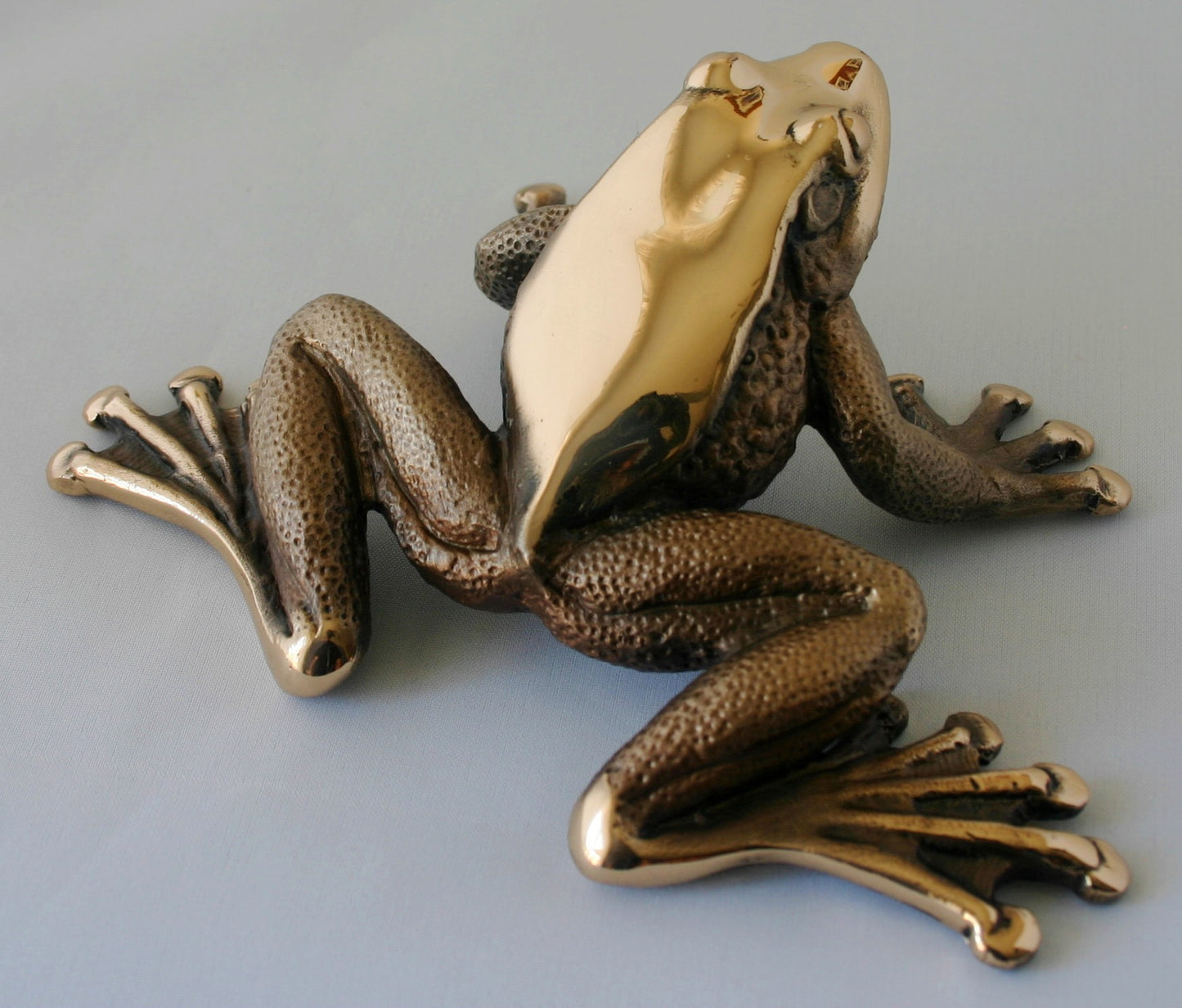 BELL FROG foundry cast bronze