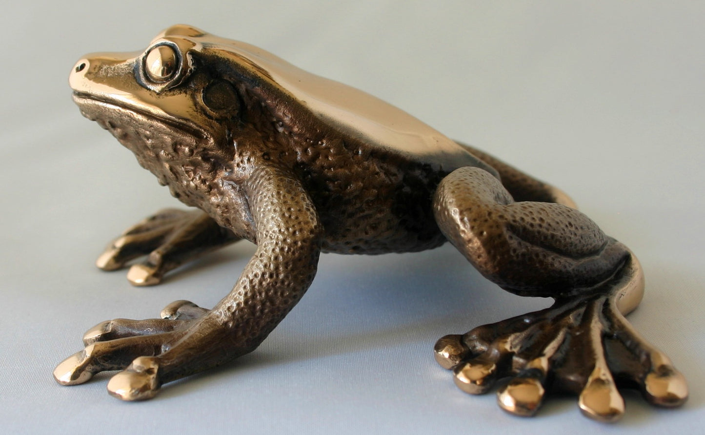 BELL FROG foundry cast bronze