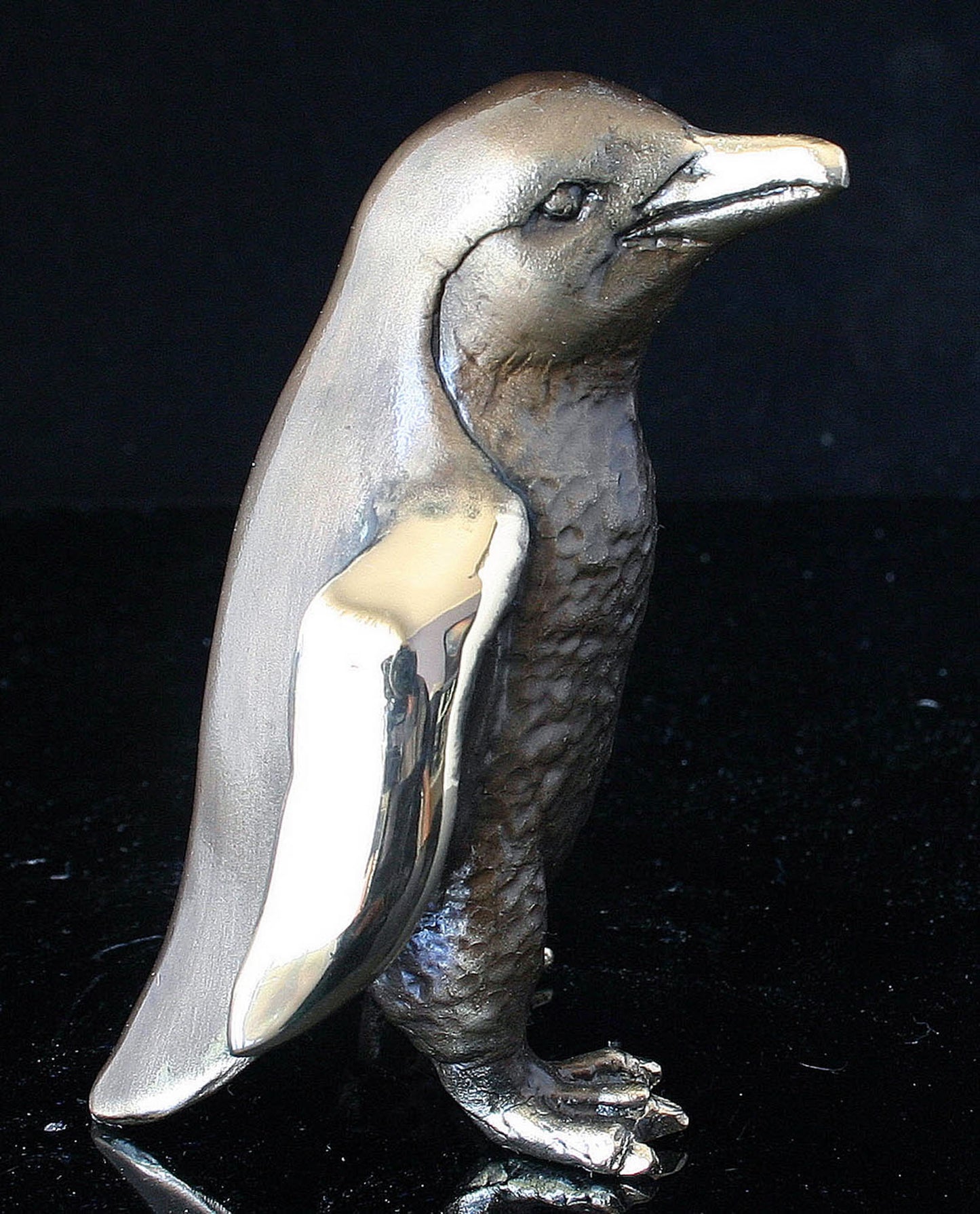 PENGUIN STANDING